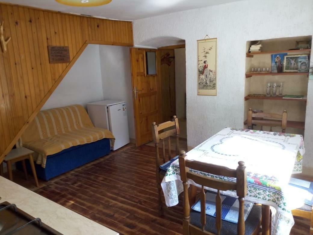 Apartman Dinko Lubenice Exterior foto