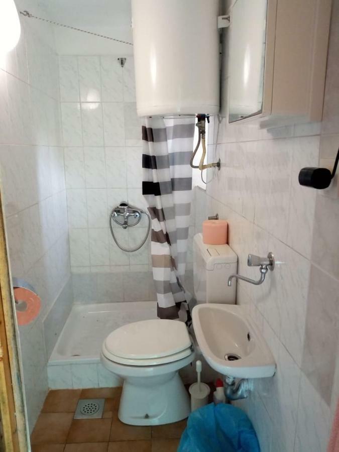 Apartman Dinko Lubenice Exterior foto